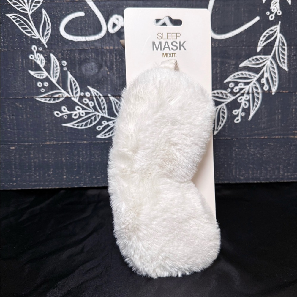 Mixit Ivory Plush Faux Fur Sleep Mask